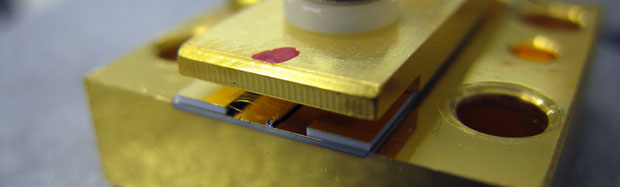 A quantum cascade laser on an s-mount